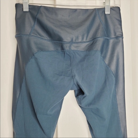 Athleta Women’s 7/8 Cobra Tights/Legging in Abyss. Sz M - Picture 5 of 10
